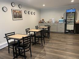 Vinehurst Inn And Suites