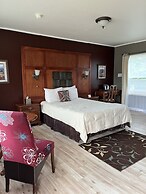 Vinehurst Inn And Suites