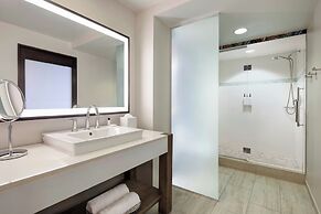 Hotel Tonnelle New Orleans, A Tribute Portfolio Hotel By Marriott