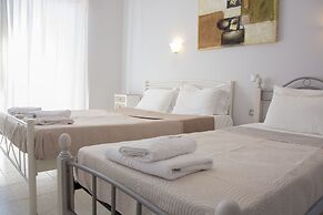 George House Apartments & Villa