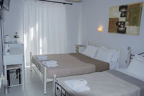 George House Apartments & Villa