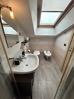 Aurelia Garden Gold Bed & Breakfast