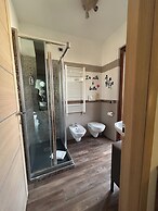 Aurelia Garden Gold Bed & Breakfast