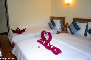 Bonny Hotel