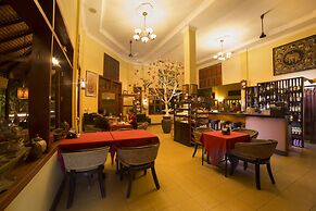 Anise Hotel & Restaurant