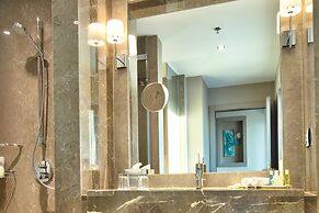 Renaissance Istanbul Polat Bosphorus Hotel