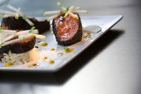 Renaissance Istanbul Polat Bosphorus Hotel