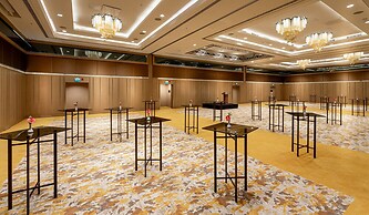 Renaissance Istanbul Polat Bosphorus Hotel