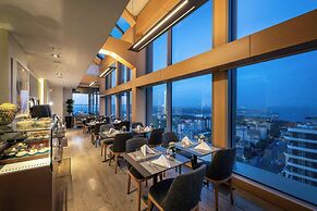 Renaissance Istanbul Polat Bosphorus Hotel