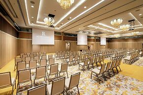 Renaissance Istanbul Polat Bosphorus Hotel