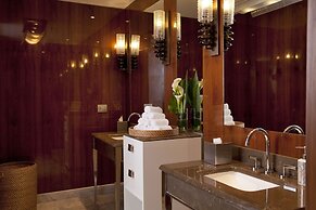 Renaissance Istanbul Polat Bosphorus Hotel