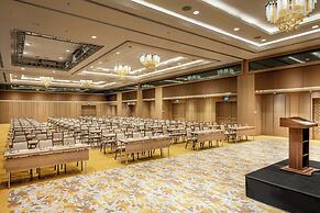 Renaissance Istanbul Polat Bosphorus Hotel
