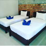 Lanta New Beach Bungalows