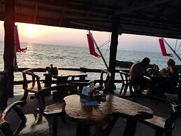 Lanta New Beach Bungalows