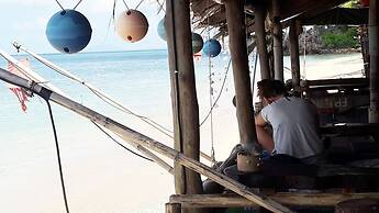 Lanta New Beach Bungalows