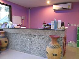 Lanta New Beach Bungalows