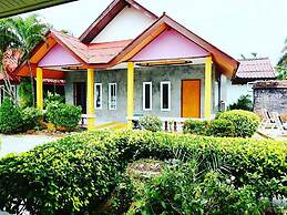 Lanta New Beach Bungalows