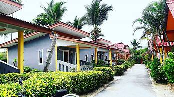 Lanta New Beach Bungalows