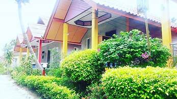 Lanta New Beach Bungalows