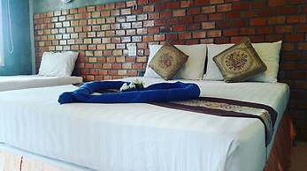 Lanta New Beach Bungalows