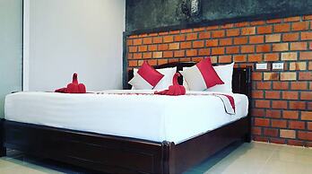 Lanta New Beach Bungalows