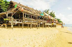 Lanta New Beach Bungalows