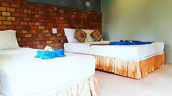 Lanta New Beach Bungalows