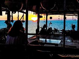 Lanta New Beach Bungalows