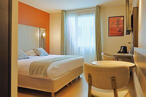 Seven Urban Suites Nantes Centre