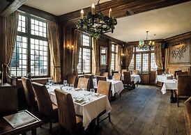 The White Hart Hotel