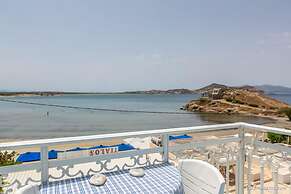 Studios Naxos