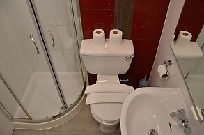 Hyde Park Apartments