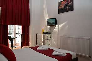 Hyde Park Apartments