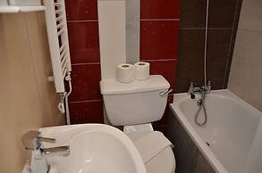 Hyde Park Apartments