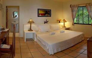 Easy Diving and Beach Resort