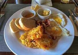 Easy Diving and Beach Resort