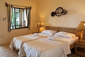 Easy Diving and Beach Resort