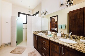 Hacienda Pinilla Vacation Rentals