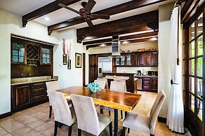 Hacienda Pinilla Vacation Rentals