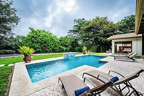 Hacienda Pinilla Vacation Rentals