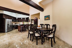 Hacienda Pinilla Vacation Rentals