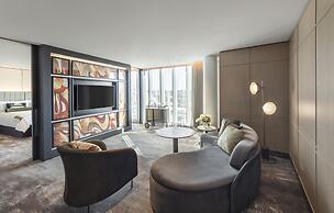 The Darling at the Star