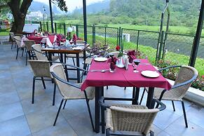 Westwood Riverside Garden Resort