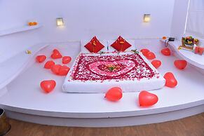 Westwood Riverside Garden Resort