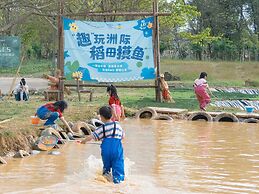 InterContinental Heilong Lake by IHG