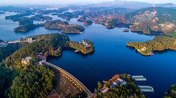 InterContinental Heilong Lake by IHG