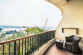InterContinental Heilong Lake by IHG