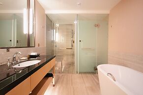 InterContinental Heilong Lake by IHG