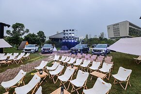 InterContinental Heilong Lake by IHG