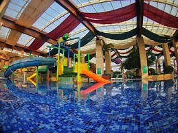 InterContinental Heilong Lake by IHG